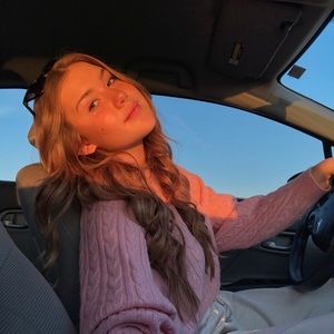 Meet your Posher, Maddie